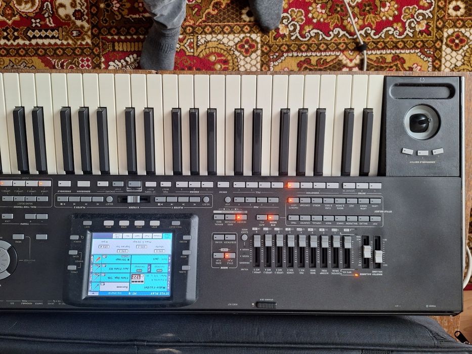 Синтезатор Korg pa X3
