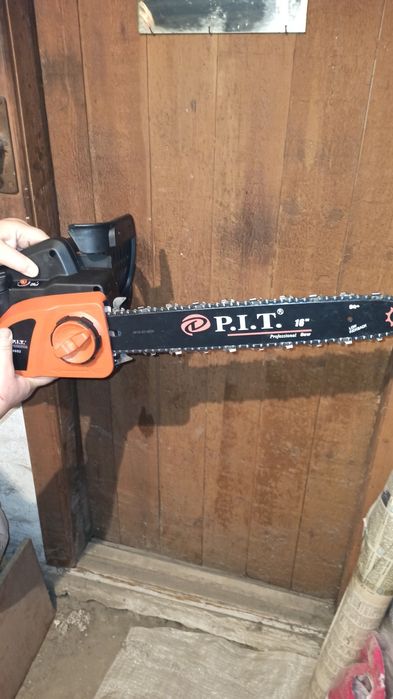 Продам электропилу.