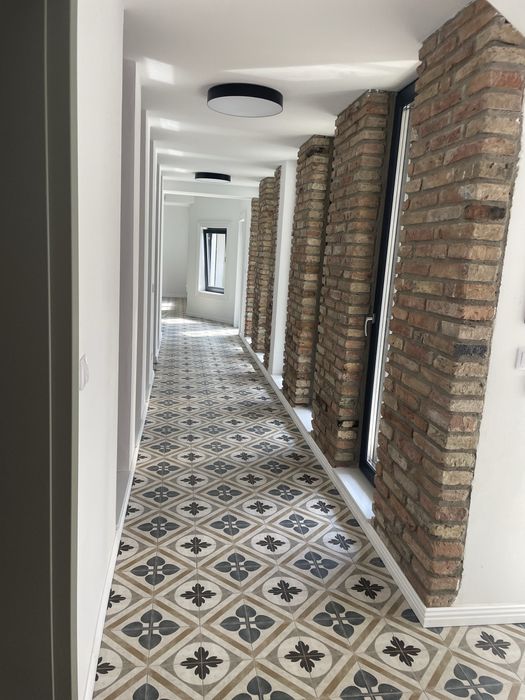 Executăm construcții la roșu și finisate la cheie