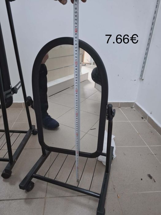 Обзавеждане за магазин за дрехи