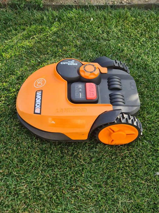 Robot de tuns iarba Worx Landroid S WR105SI