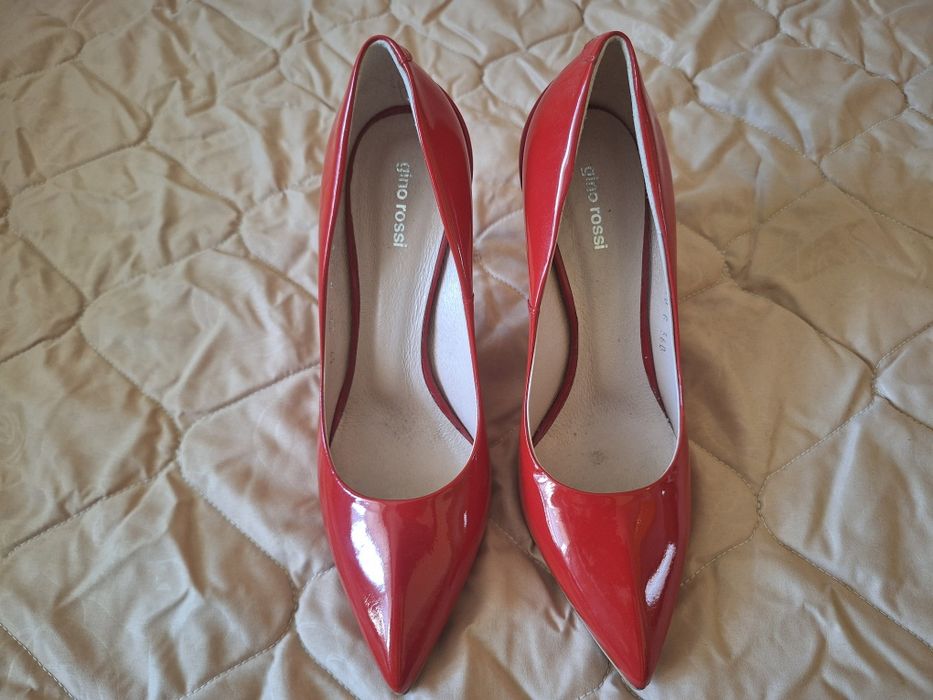 Дамски обувки на ток Gino Rossi