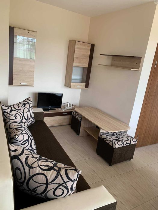 Дава се под наем Двустаен апартамент в Бургас, Сарафово - 50 кв.м за 325 € - Снимка #3