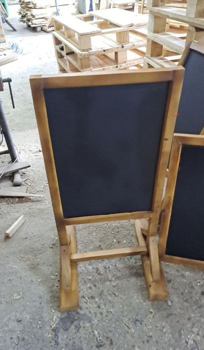 Черни дъски за реклама в магазинии