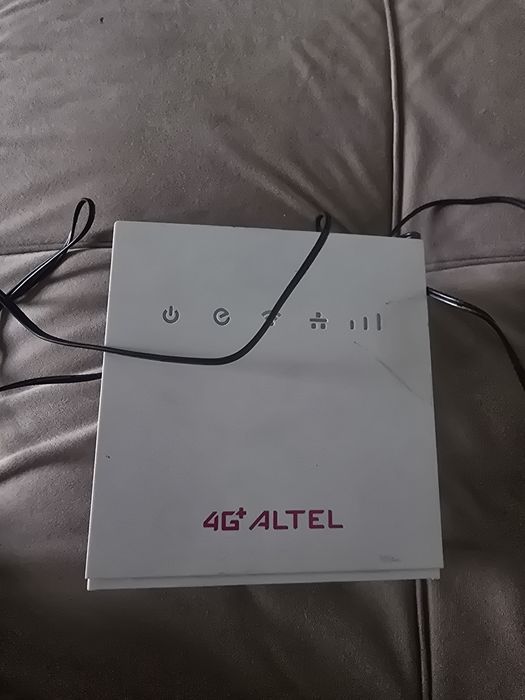 Срочно продам роутер Altel4g