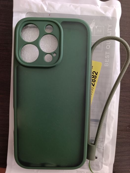 Калъфи (кейсове) с MagSafe и стъклени протектори за iPhone (ESR, TAURI)