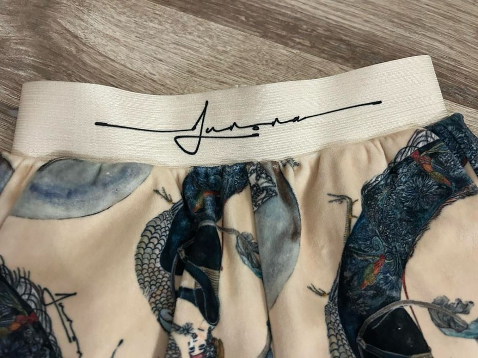 Детски комплекти от кадифе на Юнона