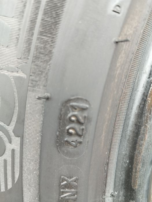 2бр летни 215/60/17 Мишелин