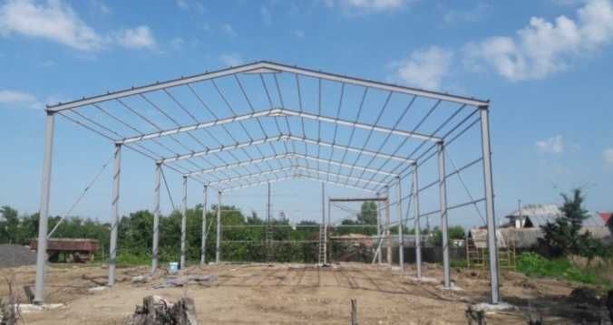 Vând hala metalica 25x10x4