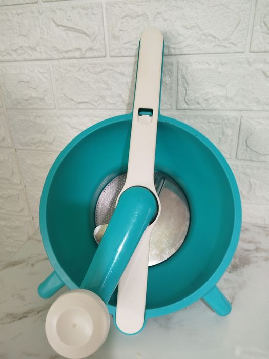 Мельница Tupperware