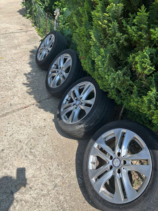 Гуми за мерцедес 17