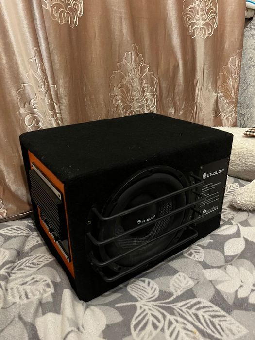 Сабвуфер новый почти