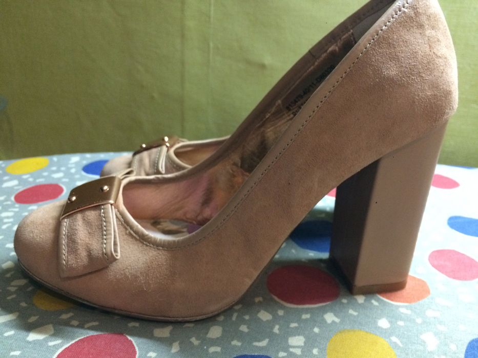 Продаю новые туфли