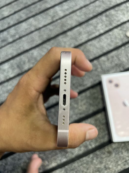 iPhone 13 sotiladi