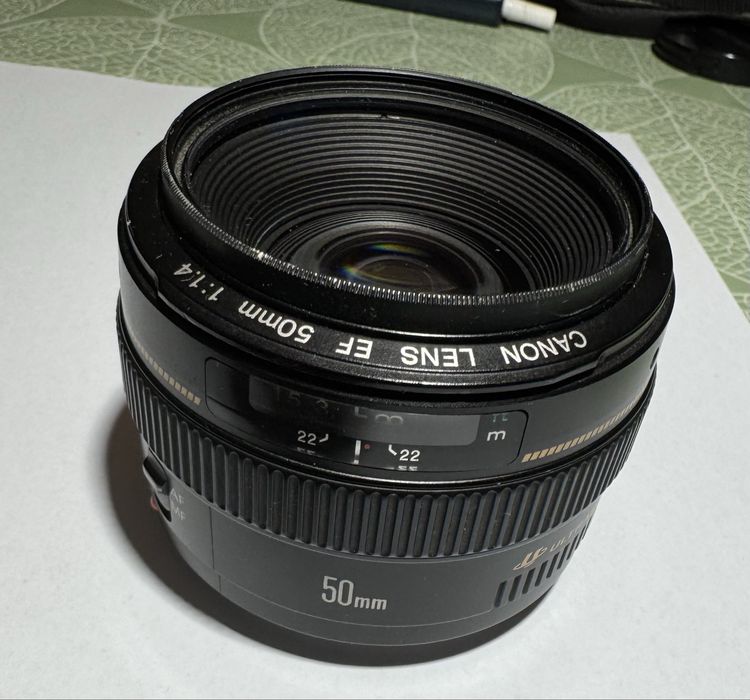 Canon 50 mm EF 1.4