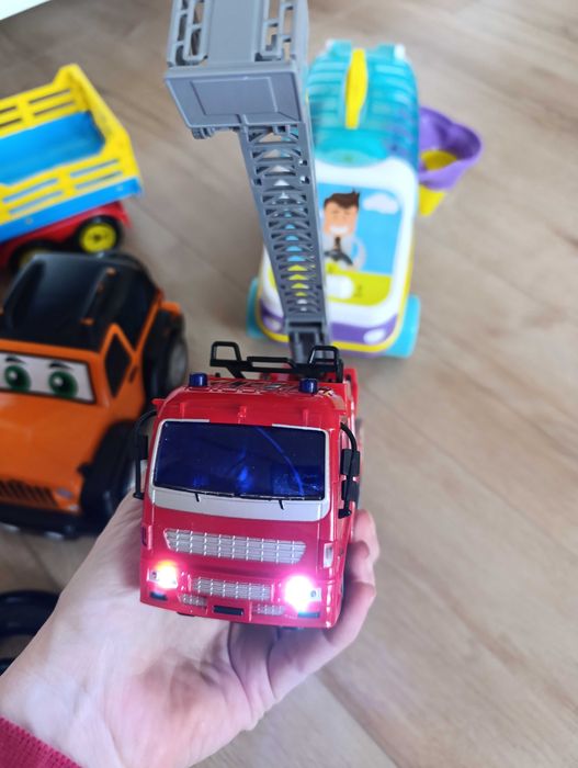 Транспортни играчки