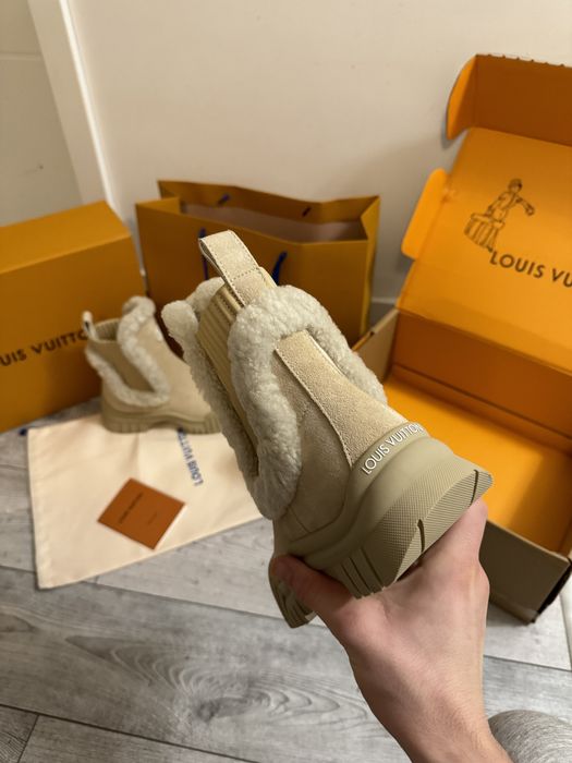 IN STOC | Ghete Louis Vuitton Premium