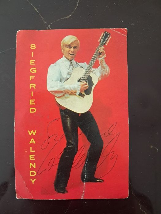 Зигфрид  Валенти с автограф от 1973год.когато бе на турне в България