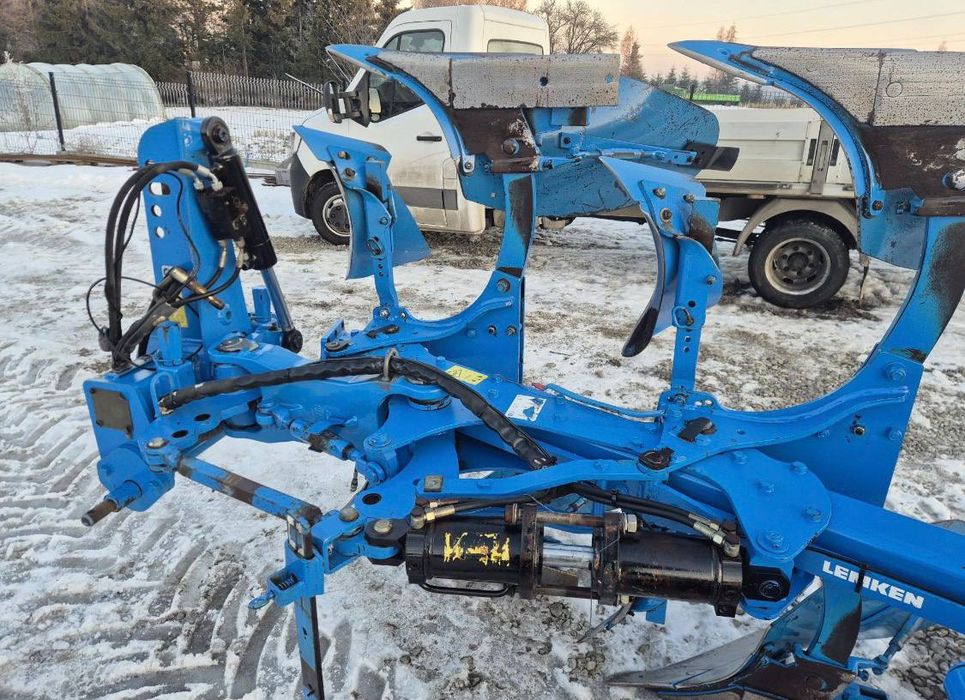 Lemken Vari-europal 7 4 talik Sotiladi