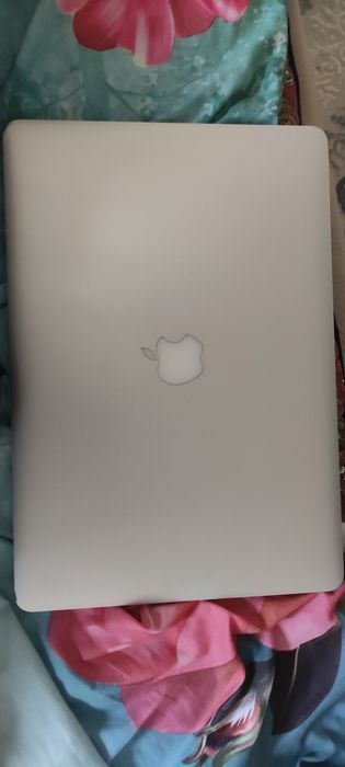 MacBook Pro 15inc 2015 16/512gb
