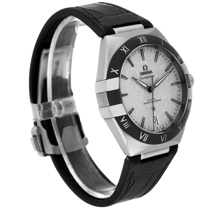 Продaм часы Omega Constellation