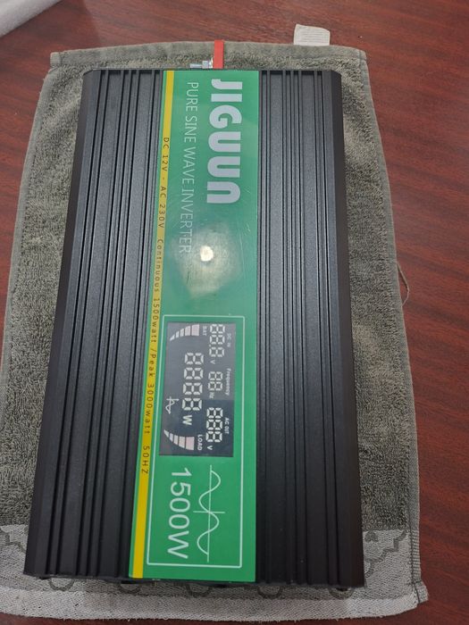 Invertor curent 12v la 230v 3000w