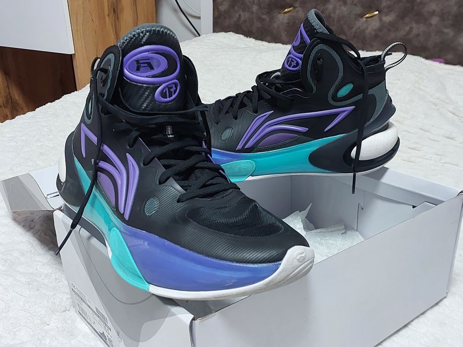 Баскетбольные кроссовки Lining yushuai 17