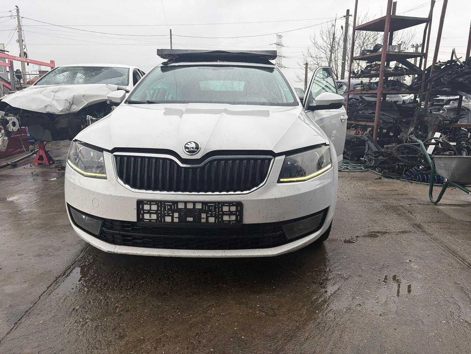 Dezmembrez Skoda Octavia III Combi (5E5) 1.6 TDI CXXB 110 cai