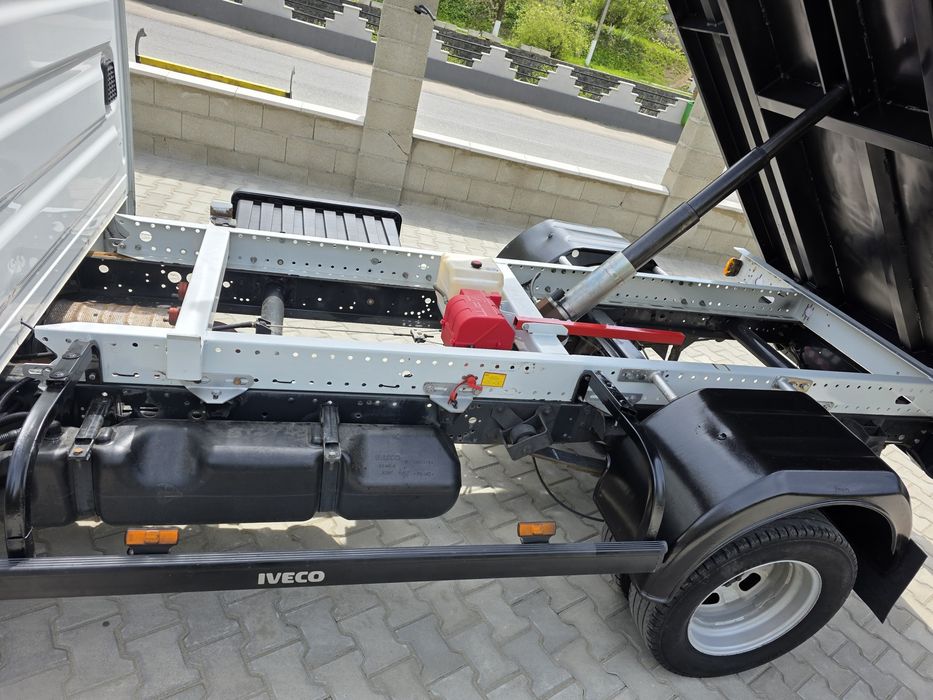 Vând Iveco Daily basculabil EURO5,motor 3L,150 CP,an 2016 inmatriculat