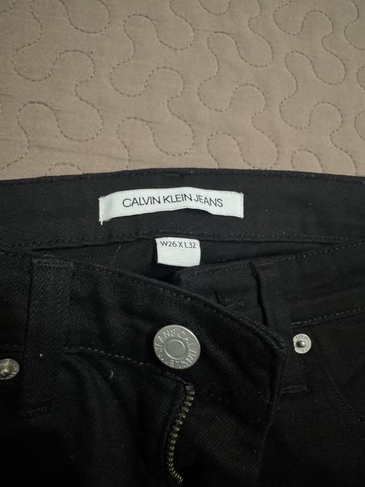 Джинсы Calvin Klein