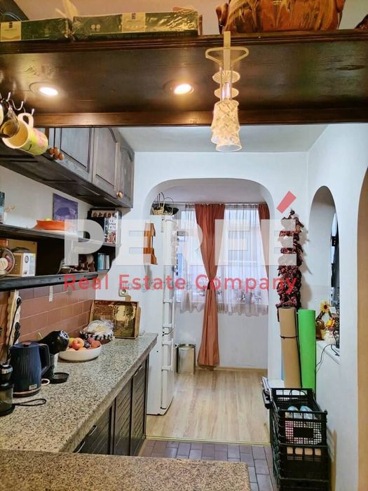 Продава се Многостаен апартамент в Бургас, Възраждане - 113 кв.м за 1549 €/кв.м - Снимка #4