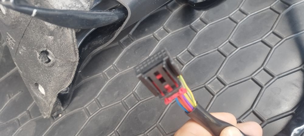 Дясно огледало за Passat b7