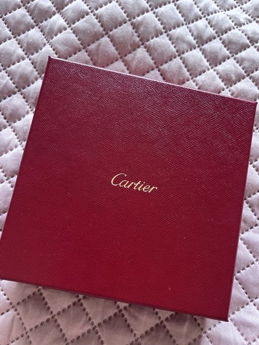 Парфюм от Cartier
