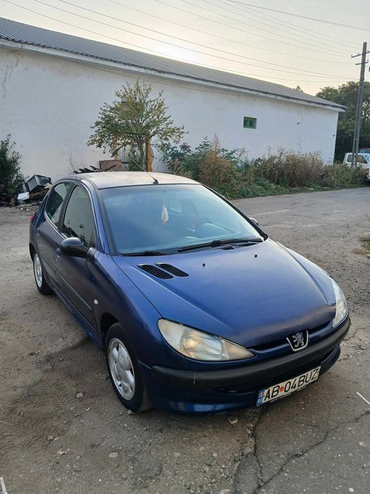 PEUGEOT 206 2001 — imagine 1