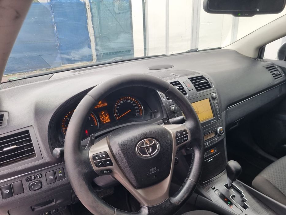 Vand Toyota Avensis t27