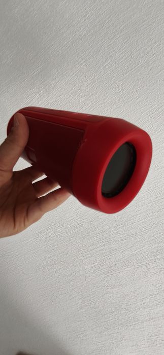 Преносима Bluetooth тонколона – червена, като нова, с оригинално заряд