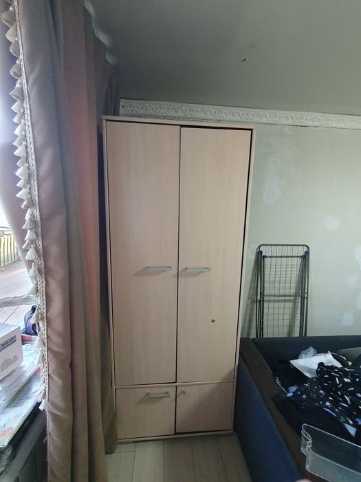 продам шкаф недорого