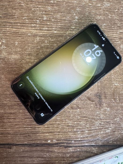 Самсунг в одних руках с момента покупки