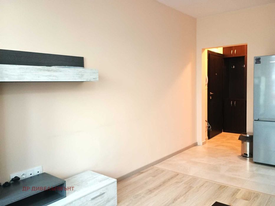 Дава се под наем Едностаен апартамент в София, Младост 4 - 40 кв.м за 459.65 € - Снимка #3