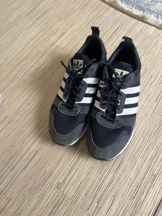 Адидас кросс продам оригинал можете проверит