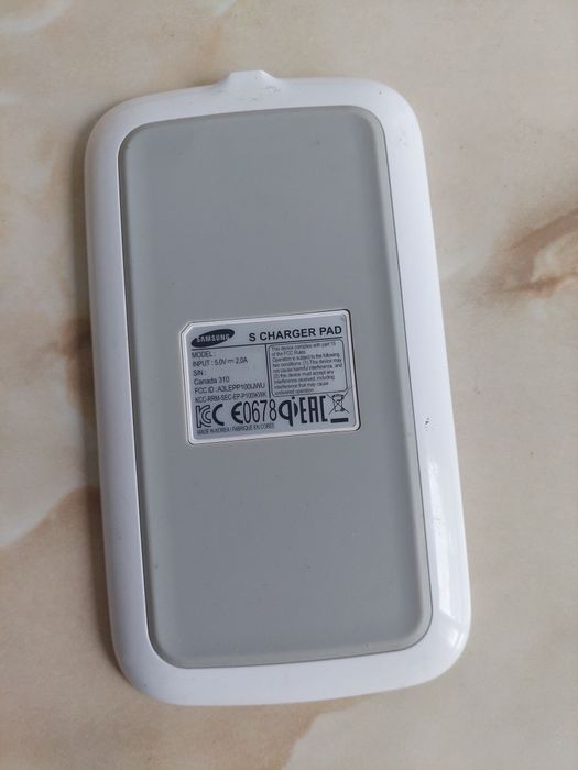 Vând încărcător wireless original Samsung //poze reale