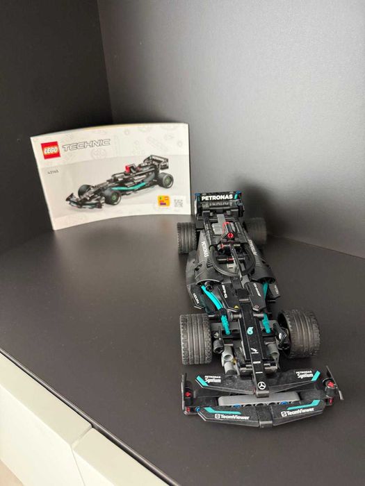 lego tehnic Bugatti, Mercedes, Aeroglisor, Mclaren, Ford Mustang