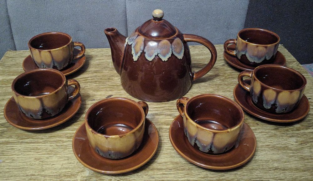 Элегантный керамический чайный сервиз с подставкой — 12 предметов
