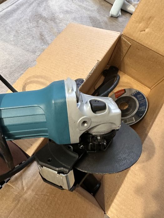Flex (polizor unghiular) Makita Nou