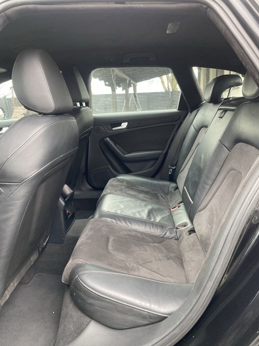 Audi A4 B8  CUTIE AUTOMATA 2.0 TDI 2011