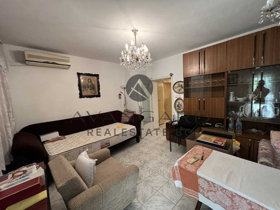 Продава се Тристаен апартамент в Пловдив, Център - 106 кв.м за 2548 €/кв.м - Снимка #1