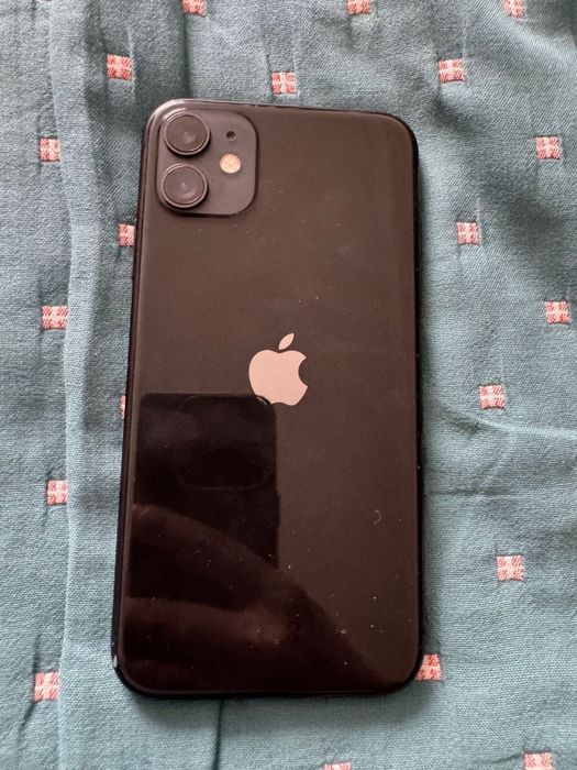 Продам iphone 11 айклауд заблокирован