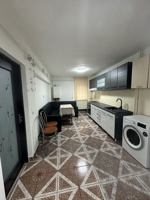Inchiriez apartament 2 camere
