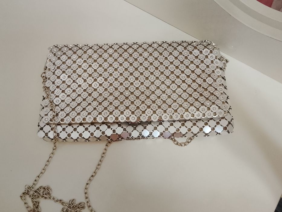 Sroʻchniy sotiladi sumka