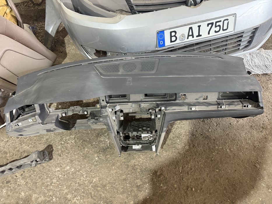 Арматурно табло vw passat b8 пасат б8